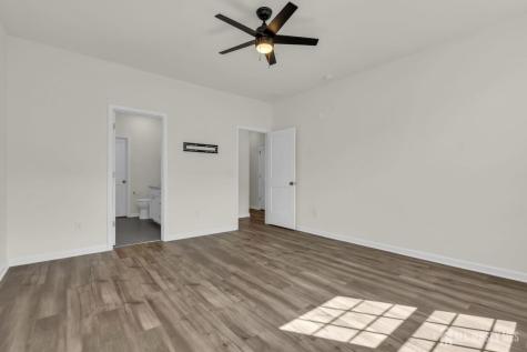 734 Station Road Dunellen NJ 08812
