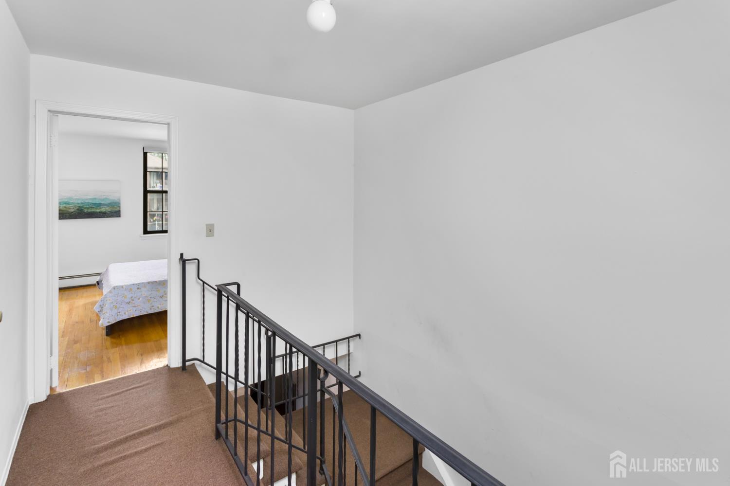 323 Gills Ln Unit #5 H Lane Iselin NJ 08830