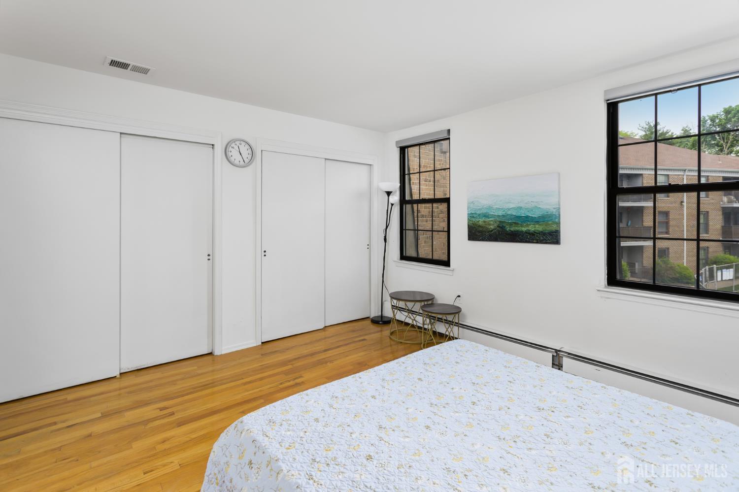 323 Gills Ln Unit #5 H Lane Iselin NJ 08830