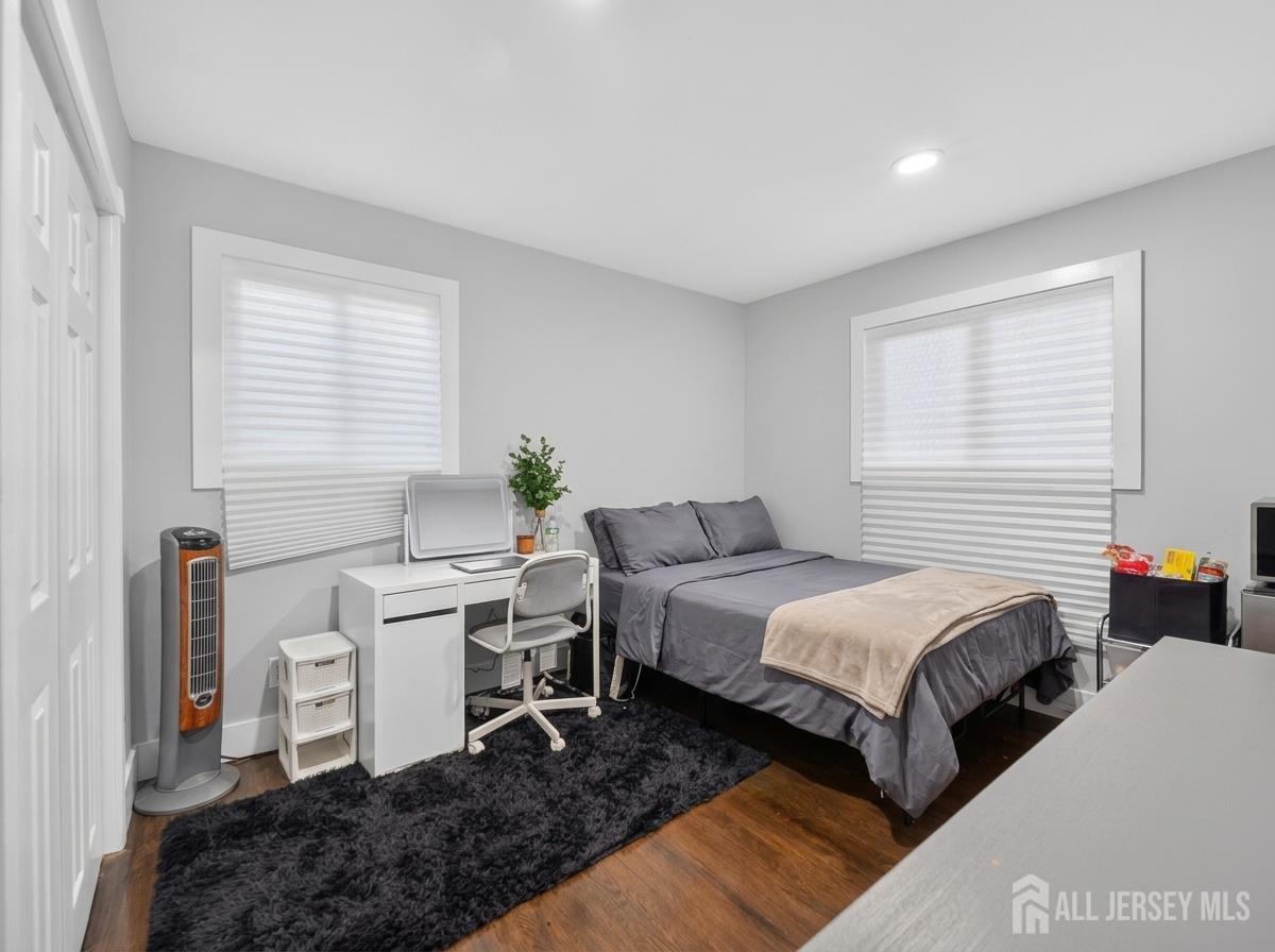 24 Stima Avenue Carteret NJ 07008