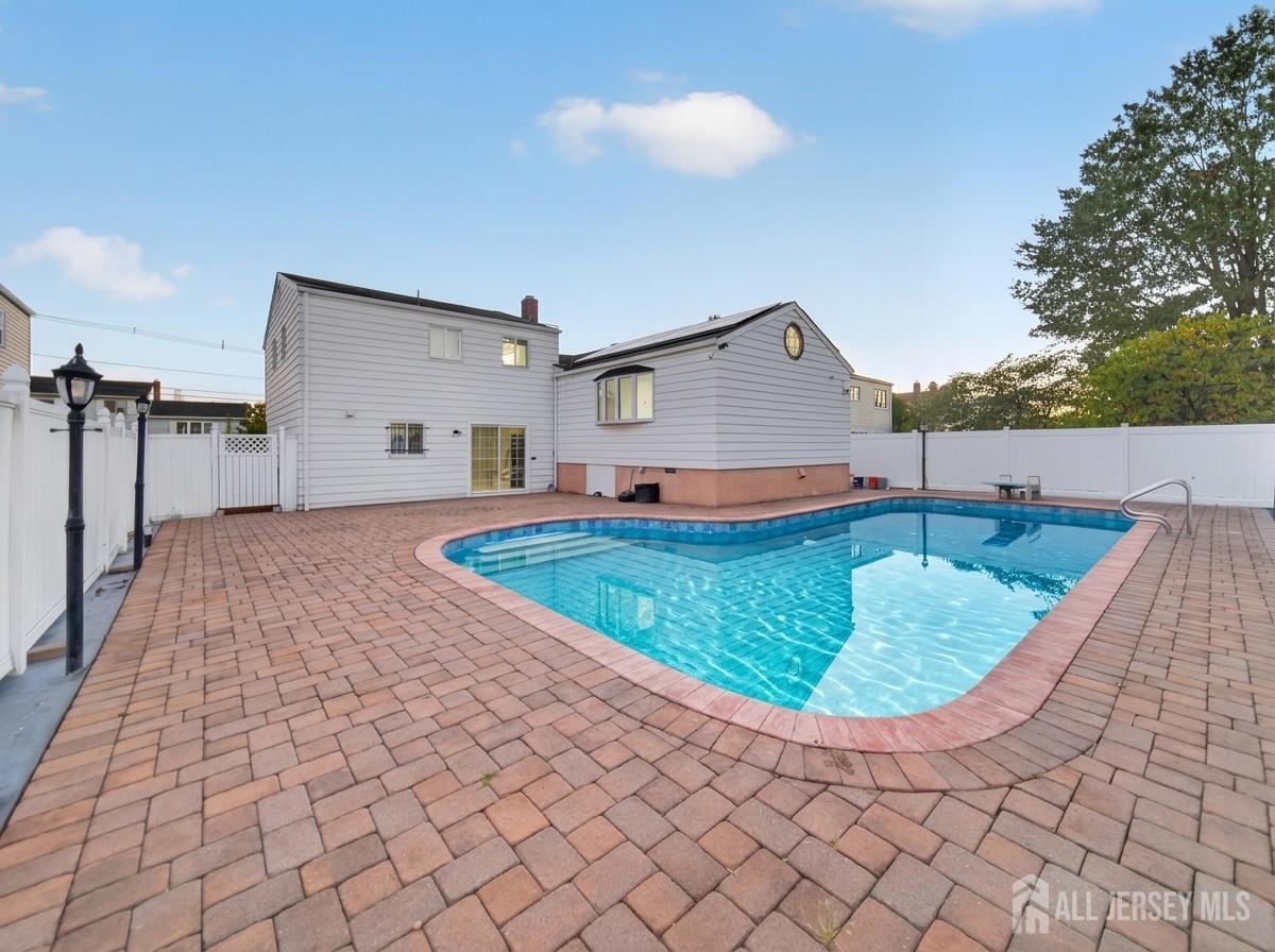 24 Stima Avenue Carteret NJ 07008