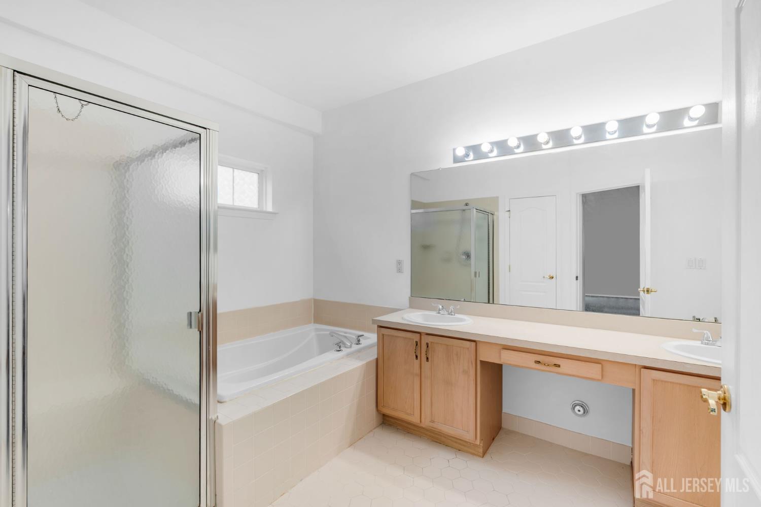 222 Sunflower Lane West Windsor NJ 08550