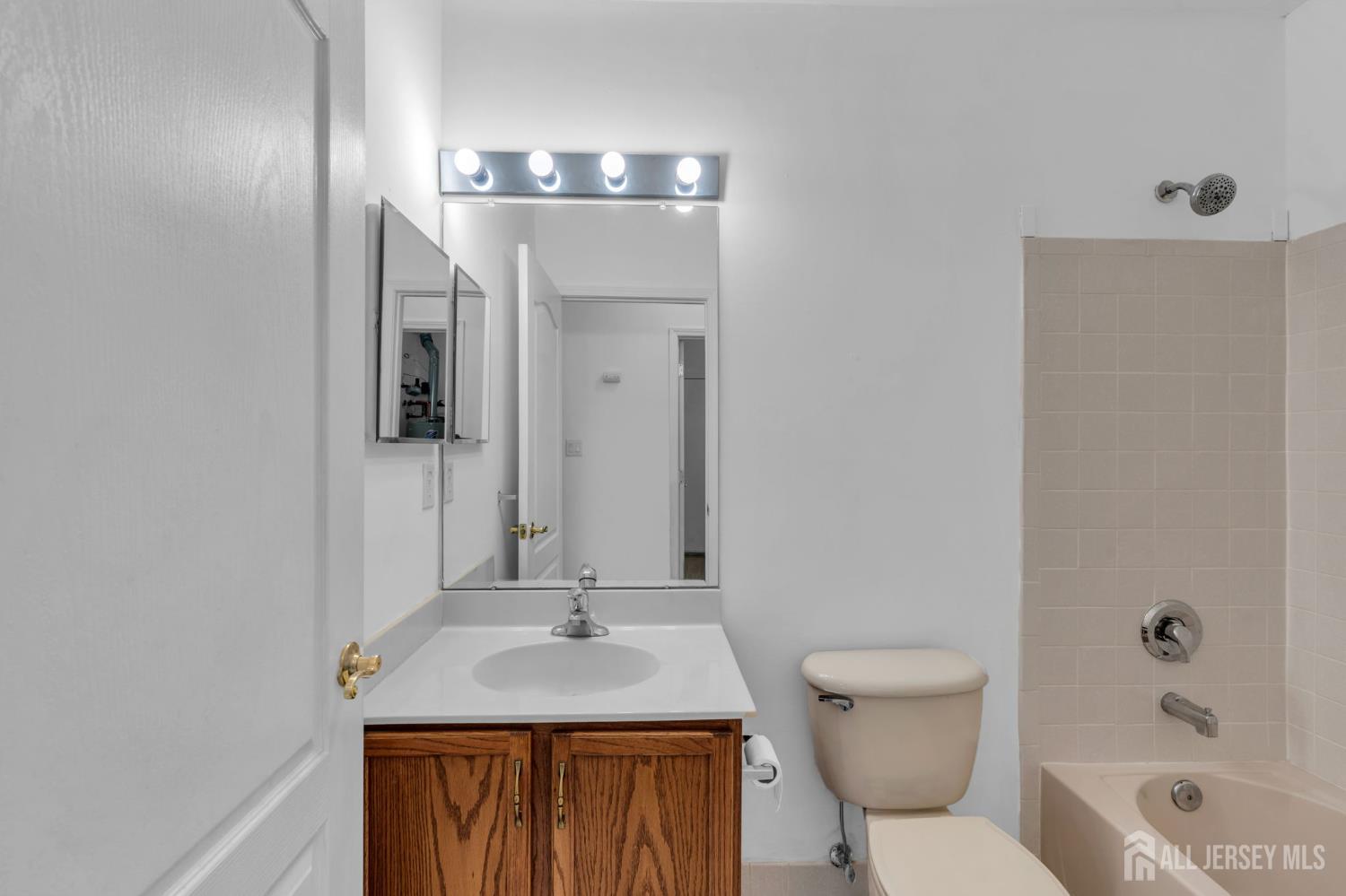 222 Sunflower Lane West Windsor NJ 08550
