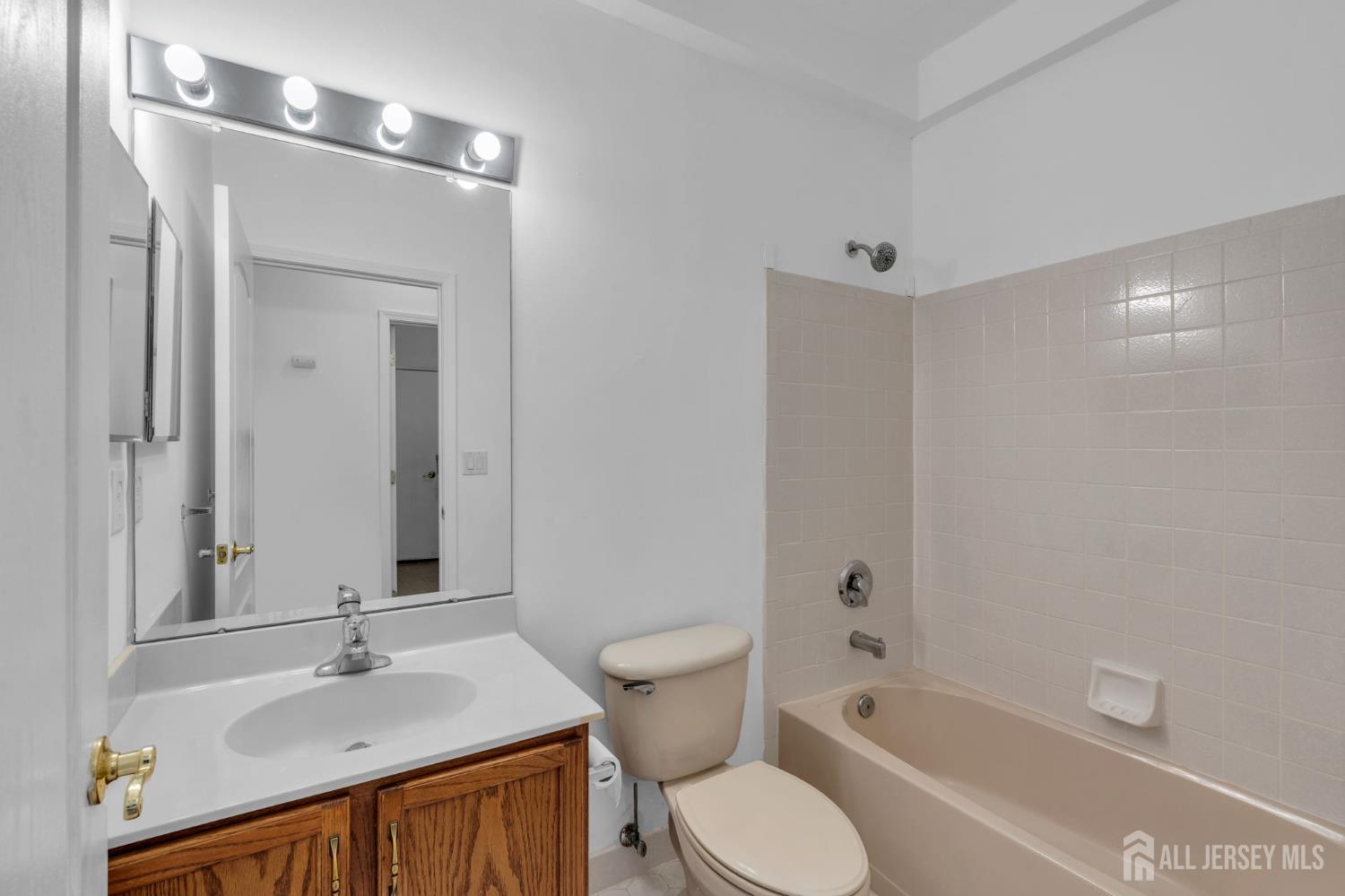 222 Sunflower Lane West Windsor NJ 08550