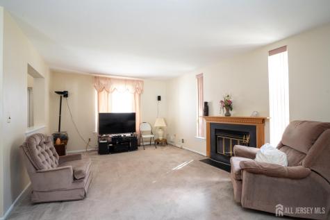 62 Woodland Way South Brunswick NJ 08810