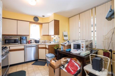 62 Woodland Way South Brunswick NJ 08810