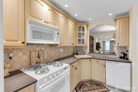 34 Staghorn Drive Old Bridge NJ 07747