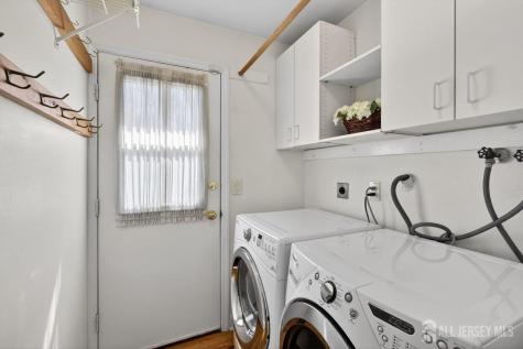 15 Cherokee Road East Brunswick NJ 08816