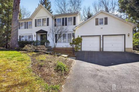 15 Cherokee Road East Brunswick NJ 08816