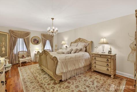 15 Cherokee Road East Brunswick NJ 08816