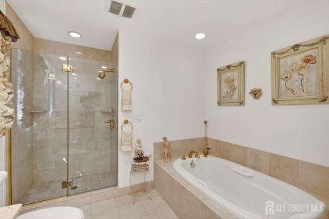 15 Cherokee Road East Brunswick NJ 08816