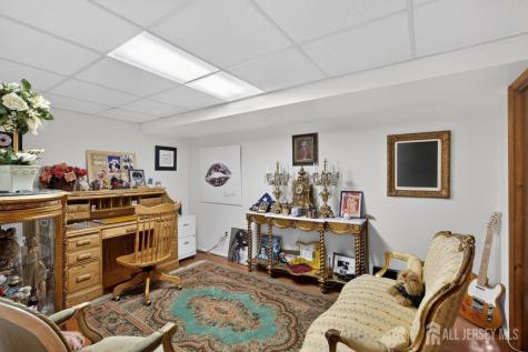 15 Cherokee Road East Brunswick NJ 08816