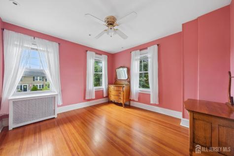 21 Bounty Street Metuchen NJ 08840