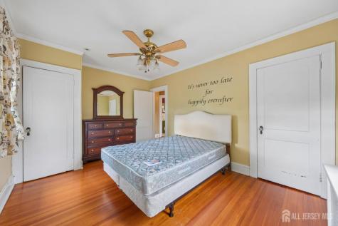 21 Bounty Street Metuchen NJ 08840