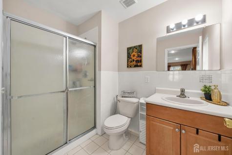 123 Chariot Court Piscataway NJ 08854
