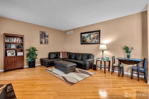 10 Beacon Place Old Bridge NJ 08857