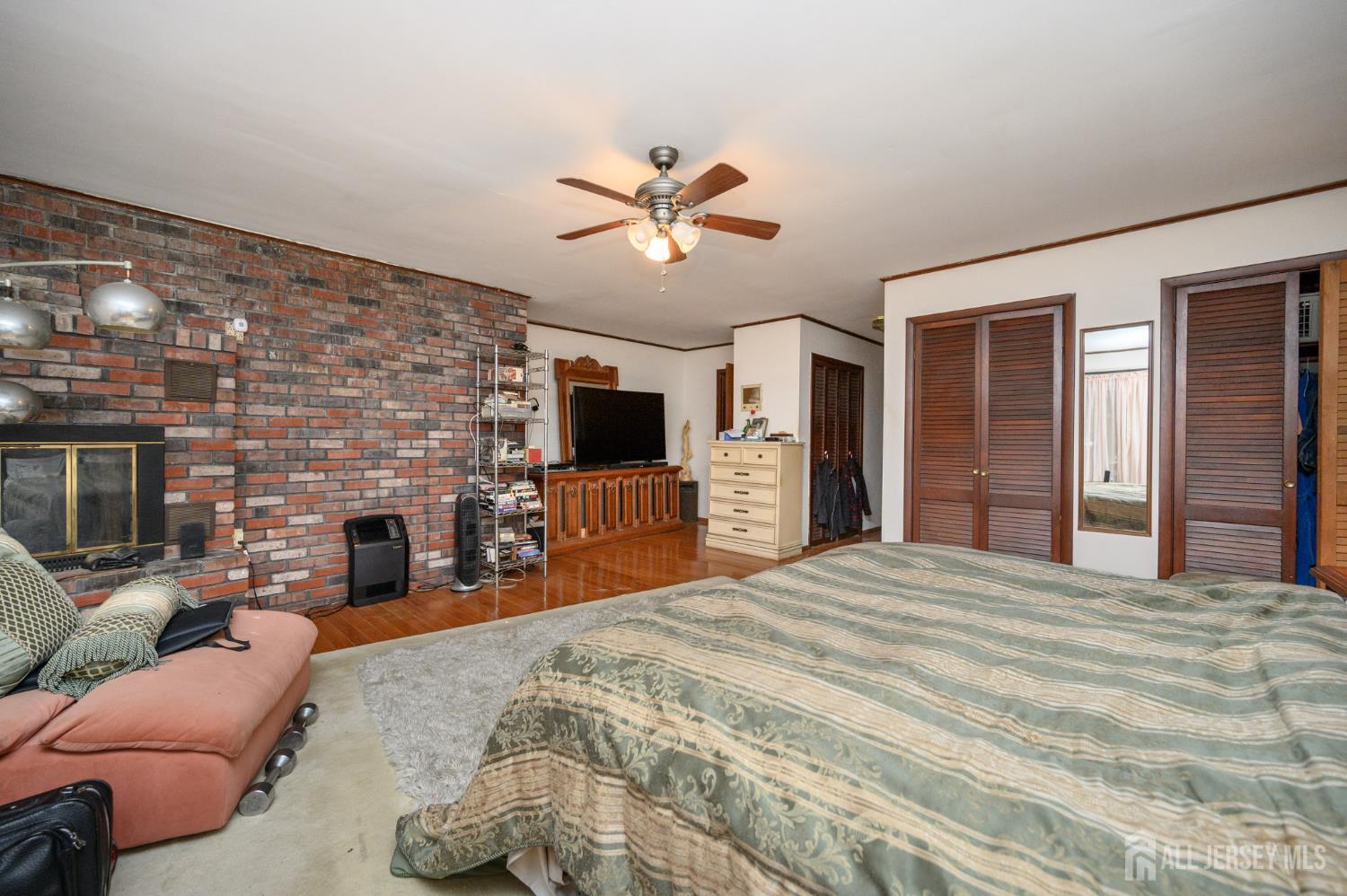 2 New Friendship Road Howell NJ 07731