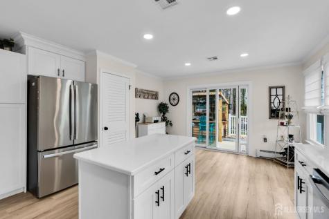 79 San Carlos Street Berkeley NJ 08757