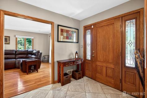11 Apple Manor Lane East Brunswick NJ 08816