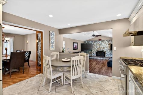 11 Apple Manor Lane East Brunswick NJ 08816