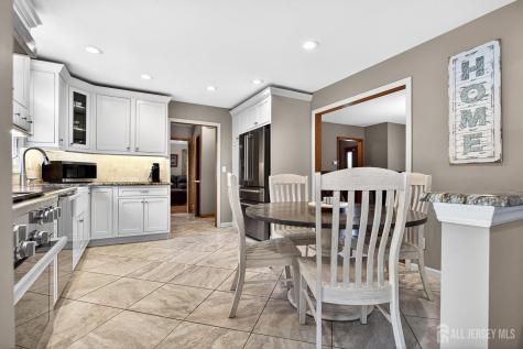 11 Apple Manor Lane East Brunswick NJ 08816