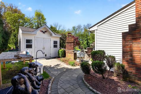 11 Apple Manor Lane East Brunswick NJ 08816