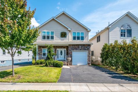 54 Hillcrest Avenue Iselin NJ 08830
