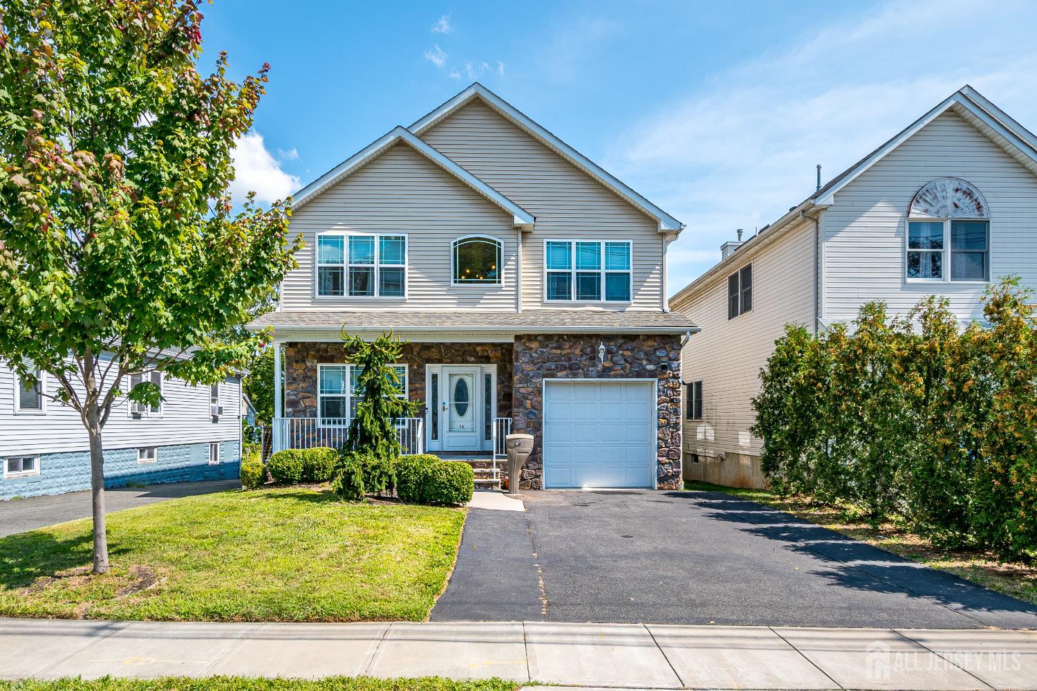 54 Hillcrest Avenue Iselin NJ 08830