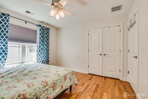 54 Hillcrest Avenue Iselin NJ 08830