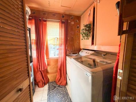 772 Shannon Avenue Perth Amboy NJ 08861