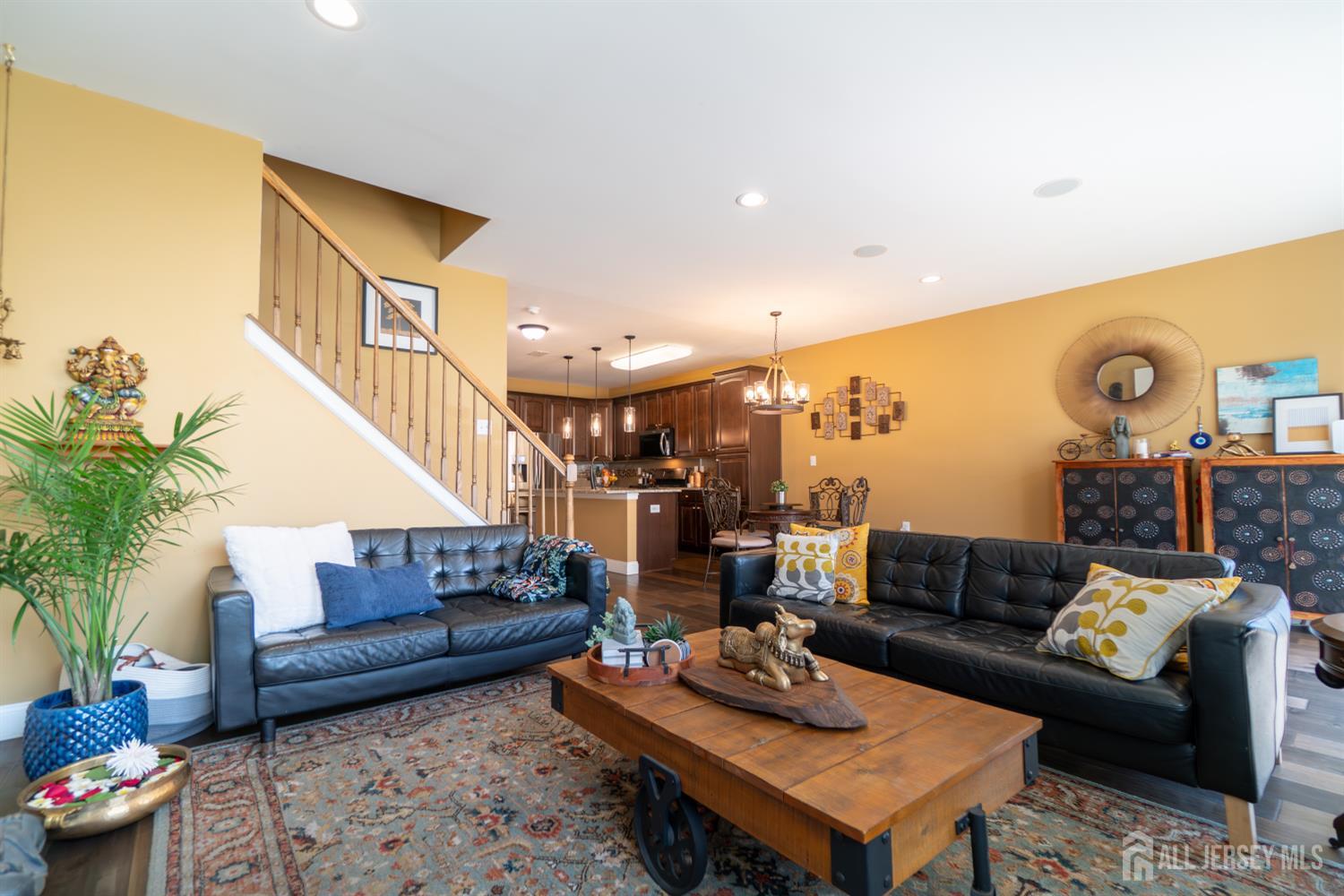 32 Morris Lane Cranbury NJ 08512