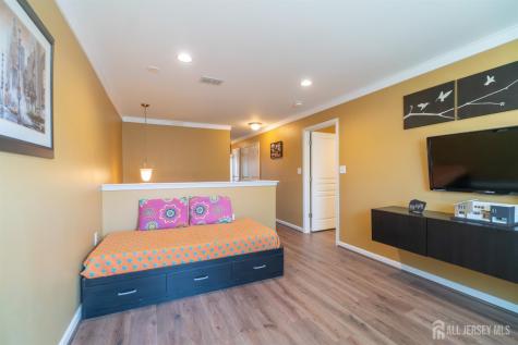 32 Morris Lane Cranbury NJ 08512