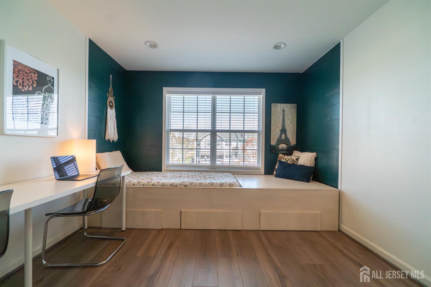 32 Morris Lane Cranbury NJ 08512