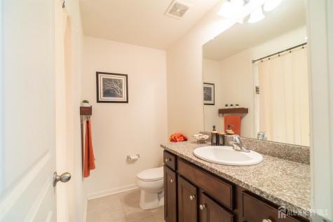 32 Morris Lane Cranbury NJ 08512