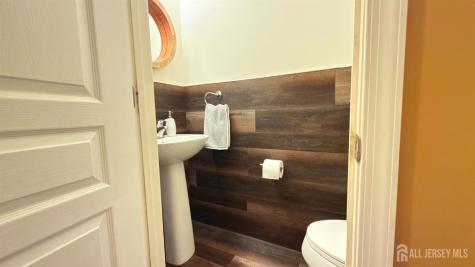 32 Morris Lane Cranbury NJ 08512