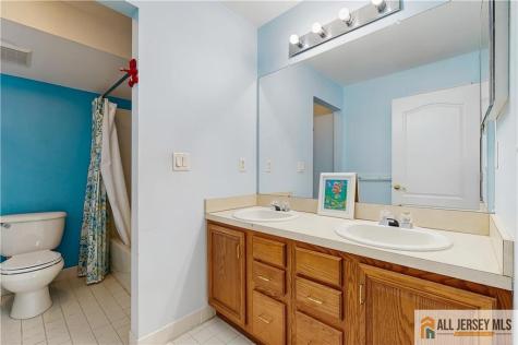 17 Monica Way South Brunswick NJ 08852