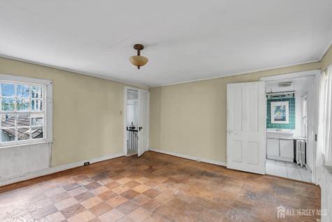 8 Church Street Middletown NJ 07748