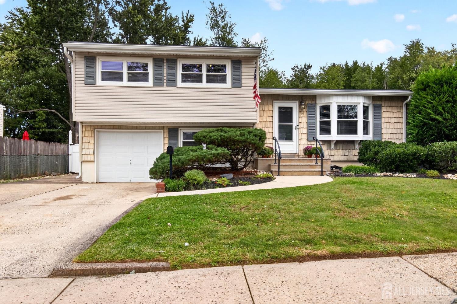 54 Stevens Avenue Old Bridge NJ 08857