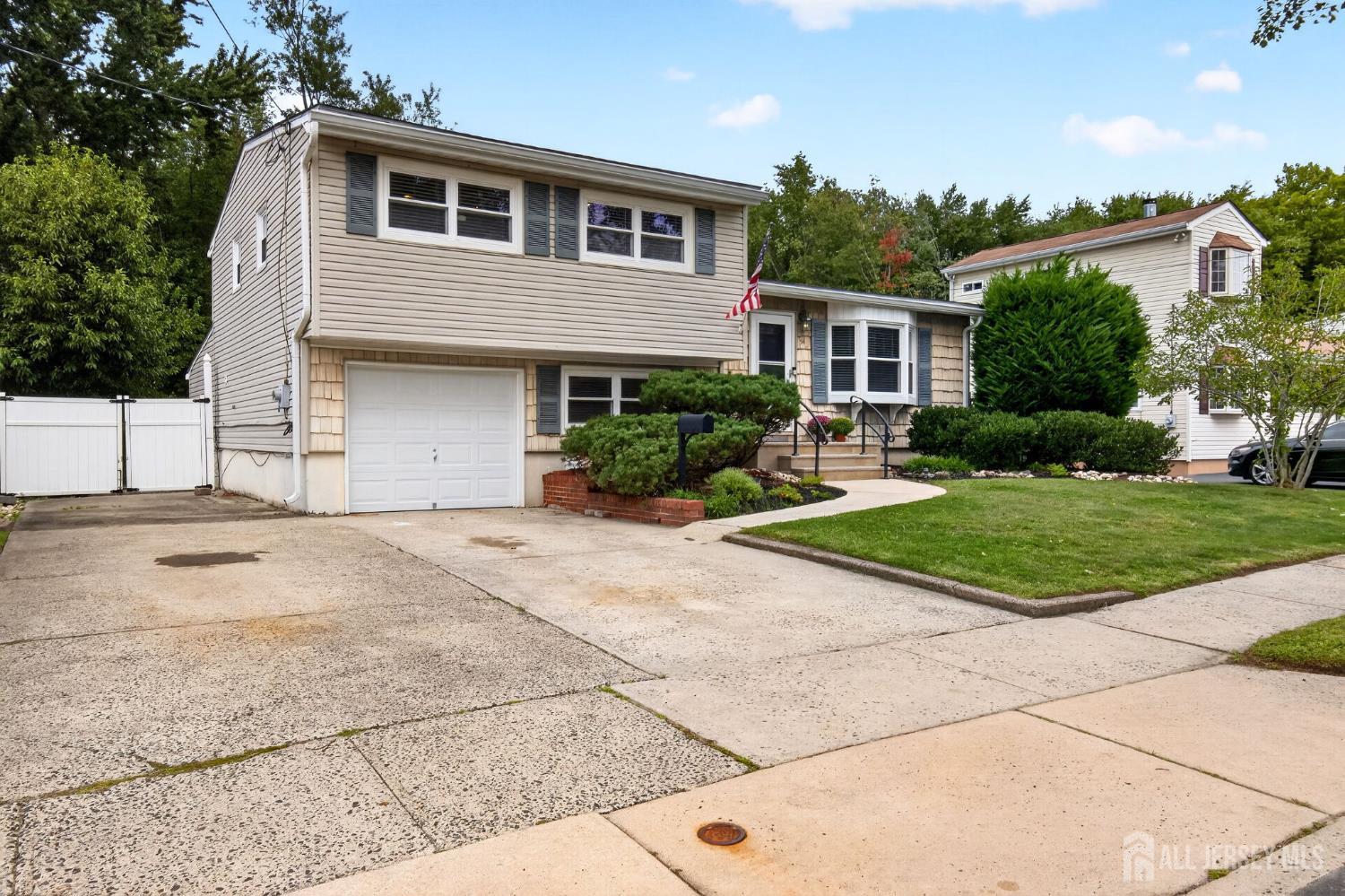 54 Stevens Avenue Old Bridge NJ 08857