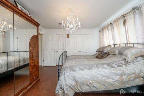 7 Pasteur Court East Windsor NJ 08520