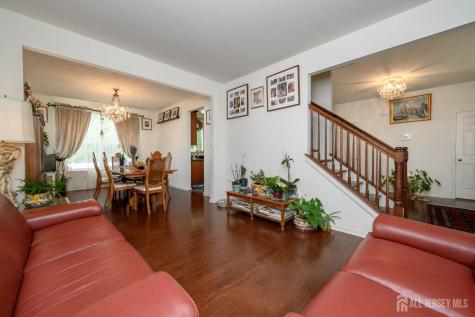 7 Pasteur Court East Windsor NJ 08520