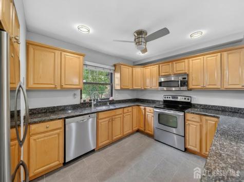 323 Gill Lane Iselin NJ 08830