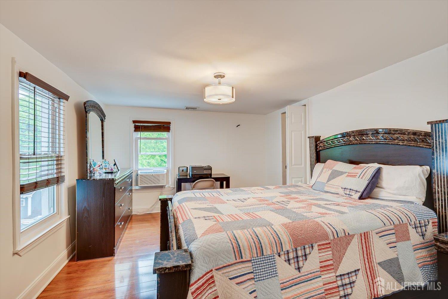47 Maple Street South River NJ 08882