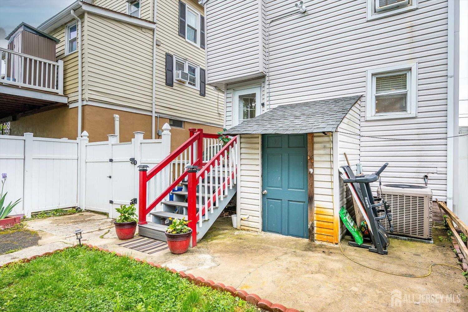 47 Maple Street South River NJ 08882