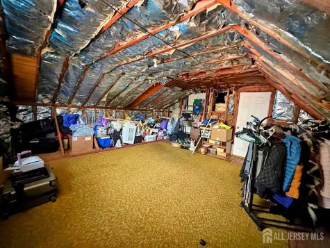 273 Old Post Road Edison NJ 08817