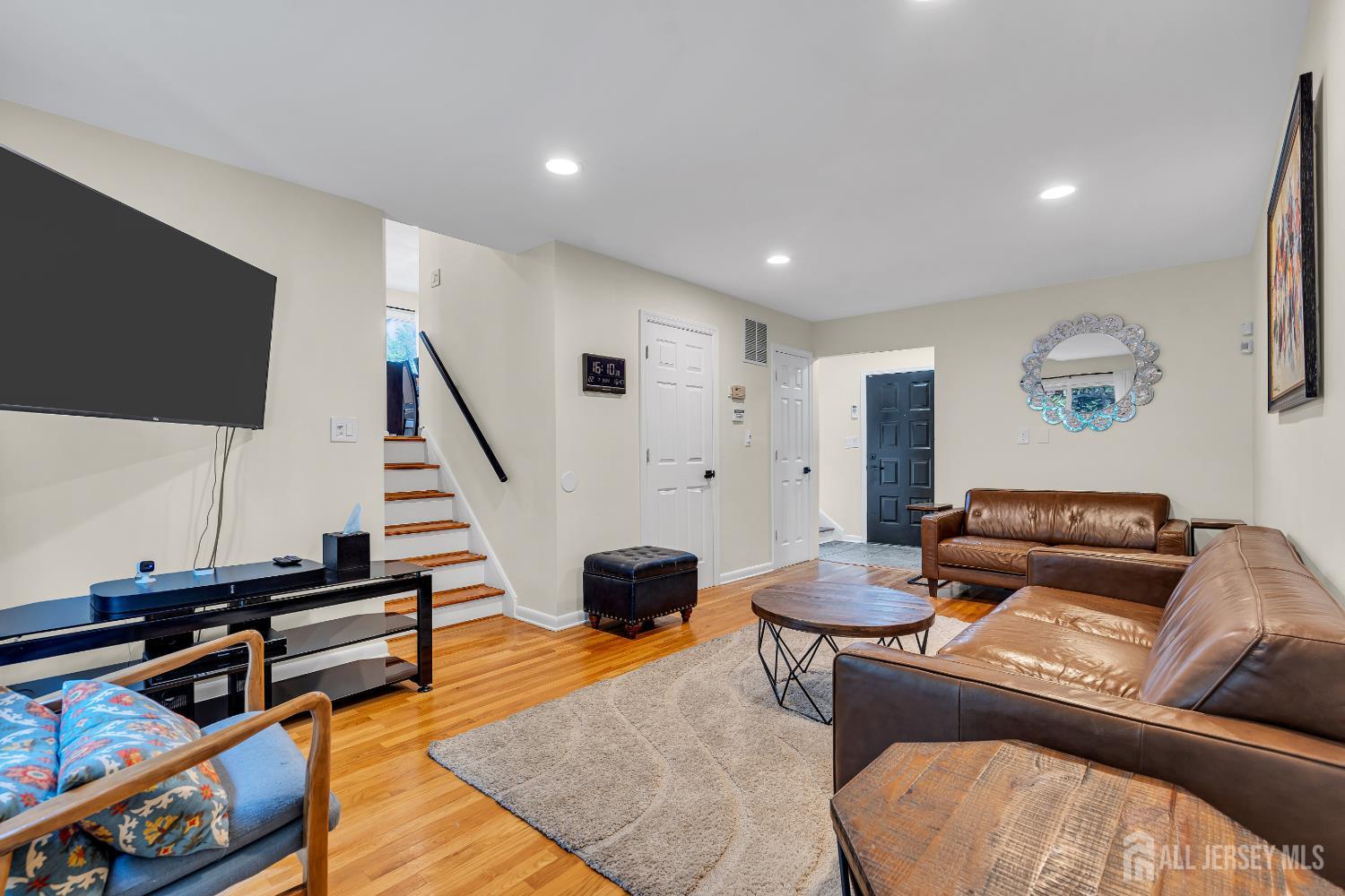 9 Colt Court East Brunswick NJ 08816