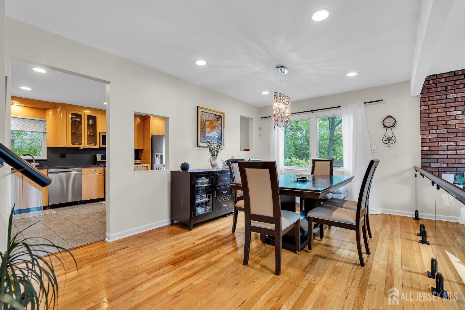 9 Colt Court East Brunswick NJ 08816
