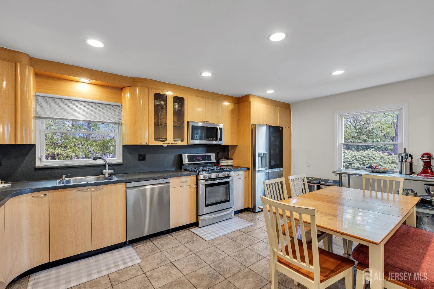 9 Colt Court East Brunswick NJ 08816