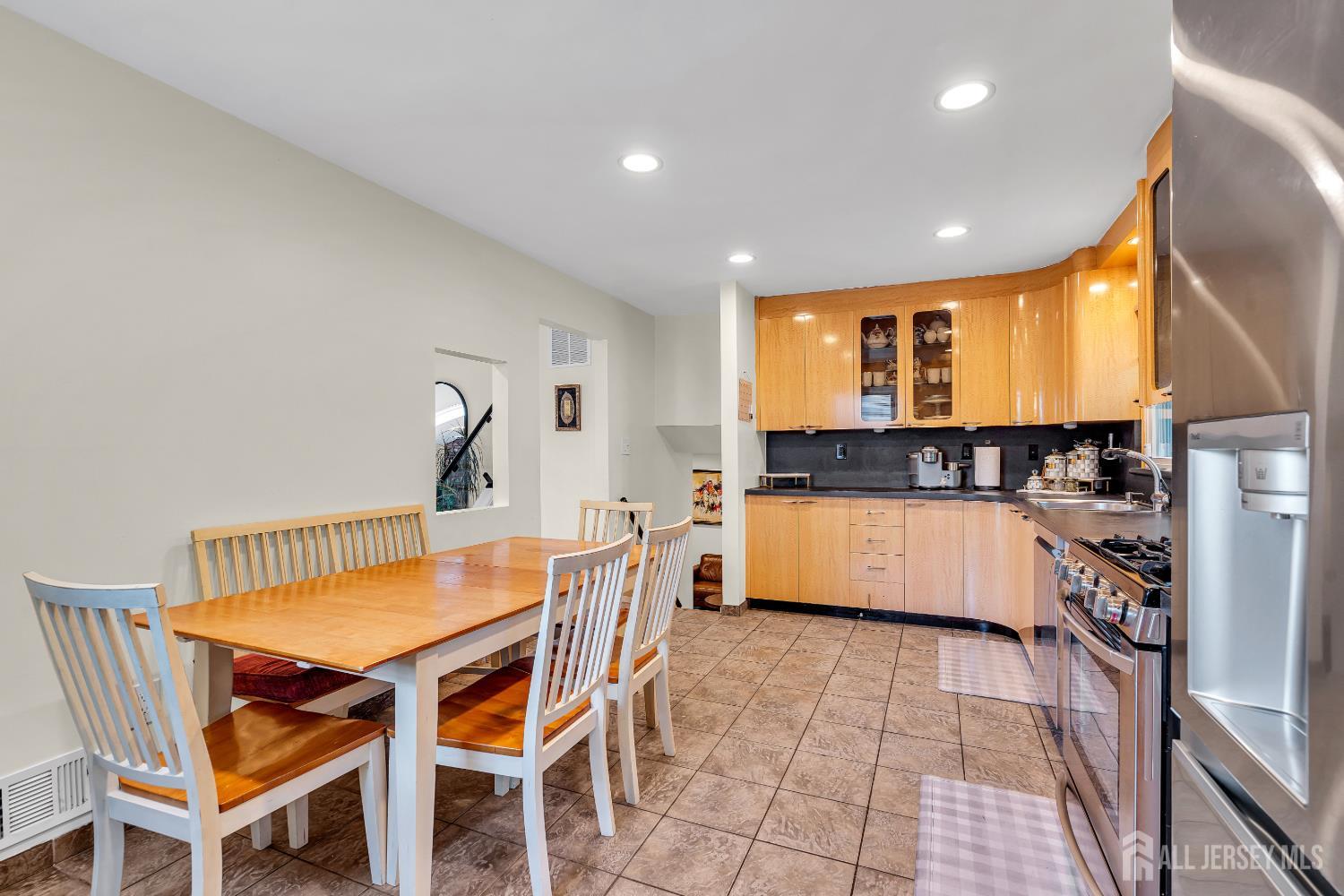 9 Colt Court East Brunswick NJ 08816