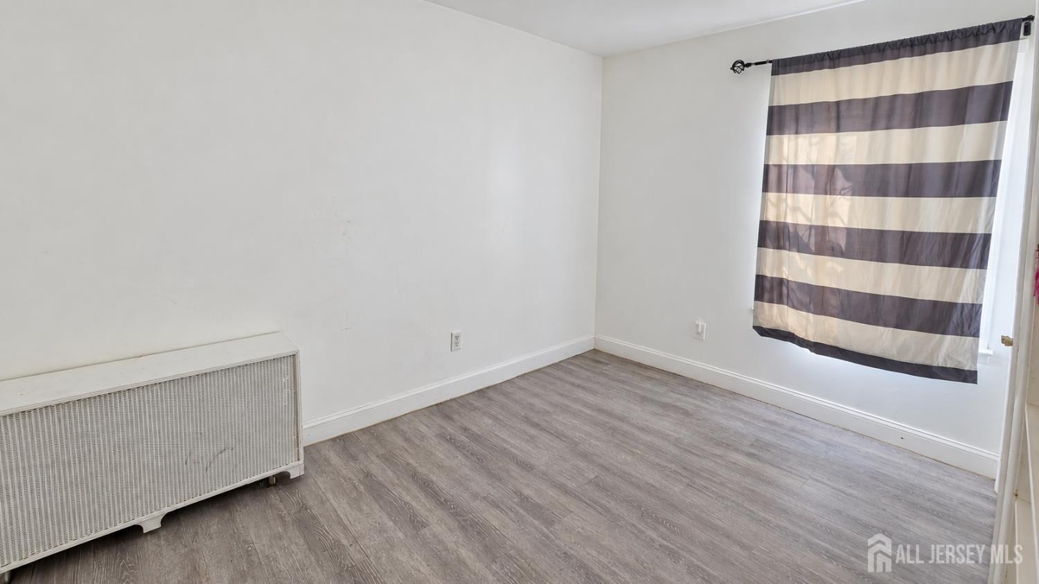 11 Pershing Avenue Sayreville NJ 08872